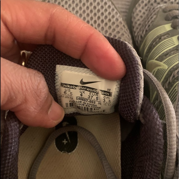 Nike sneakers - Picture 7 of 7